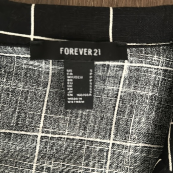 Cuffed Grid Print Romper from Forever 21 - Picture 4 of 5